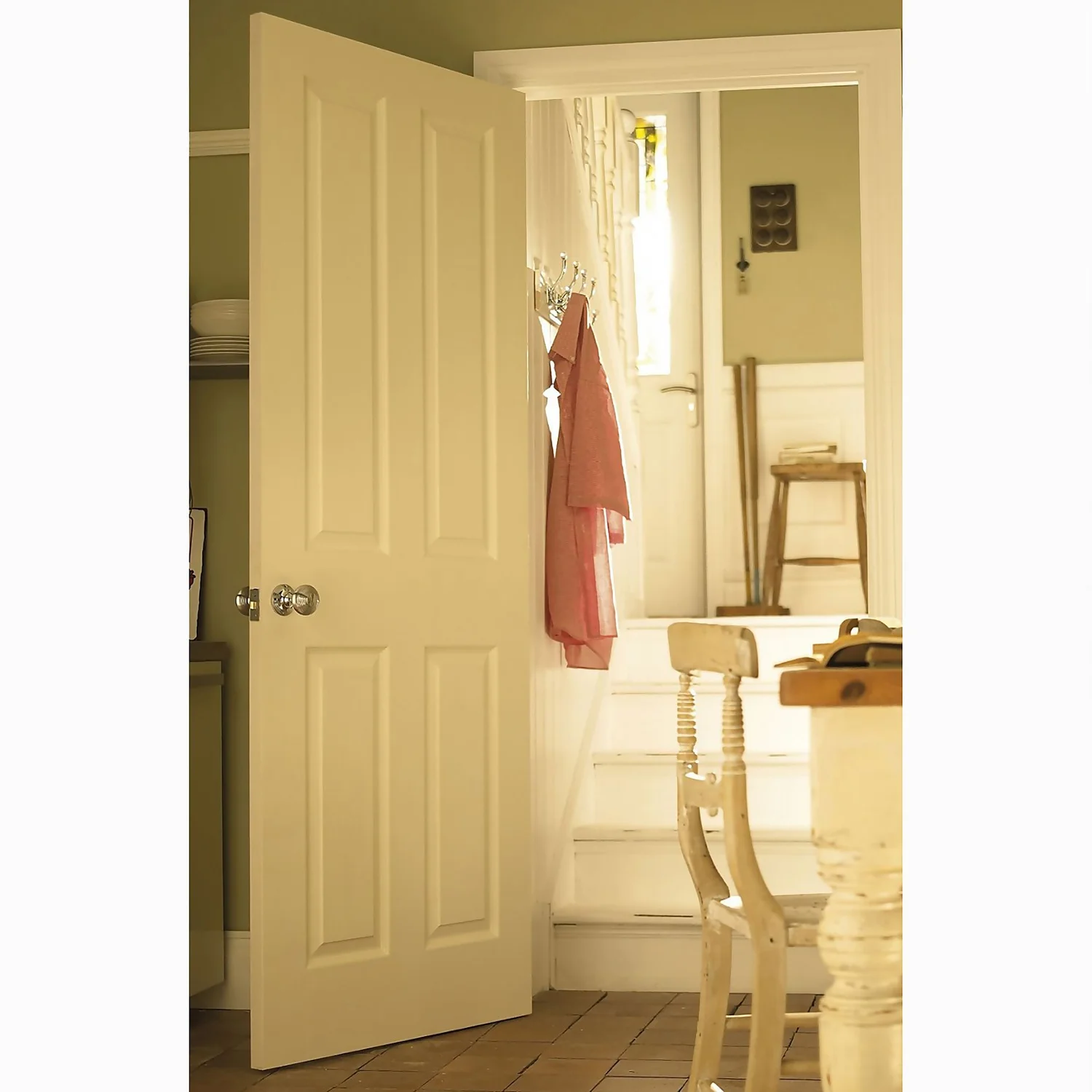 London 4 Panel Primed White Internal Door - 762mm Wide 2 London 4 Panel Primed White Internal Door - 762mm Wide - Image 2