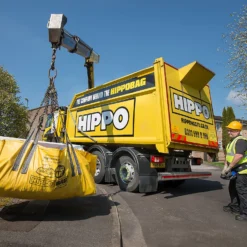 HIPPO MEGABAG 1.5 Cubic Yard 180cm X 90cm X 70cm -COMMAND Sales Store 12841759 9765050937897565