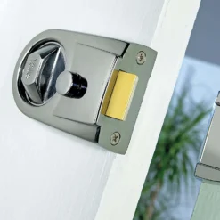 Yale Y3 Contemporary Chrome Night Latch -COMMAND Sales Store 13035648 6754884183470325