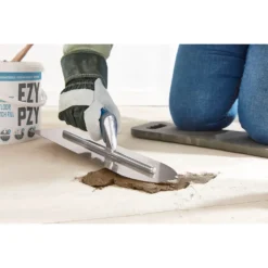 Ezy Pzy Concrete Floor Patch Fill - 5kg Tub -COMMAND Sales Store 13170640 1334949338653654