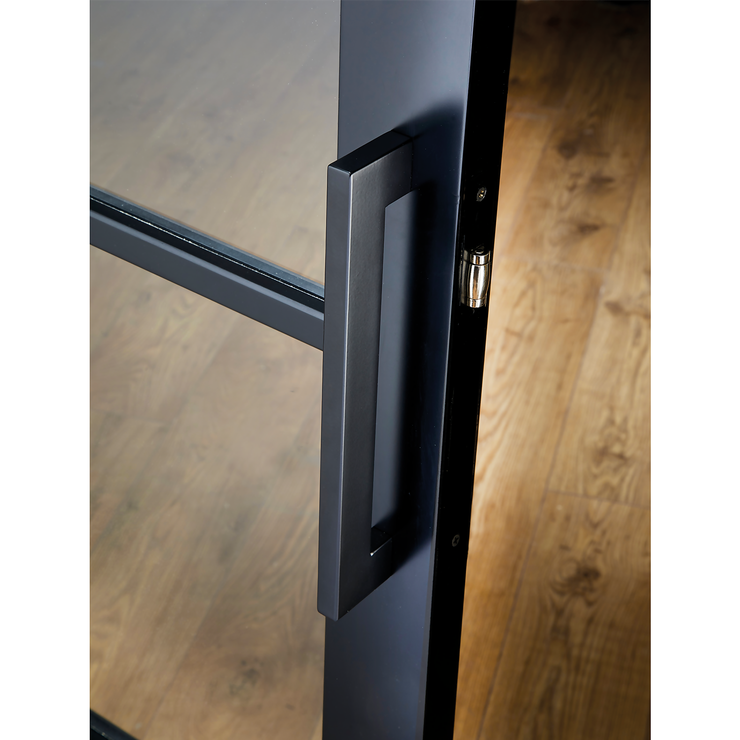 LPD Doors Internal Manhattan Sullivan Single Bar Handle 2 LPD Doors Internal Manhattan Sullivan Single Bar Handle - Image 2